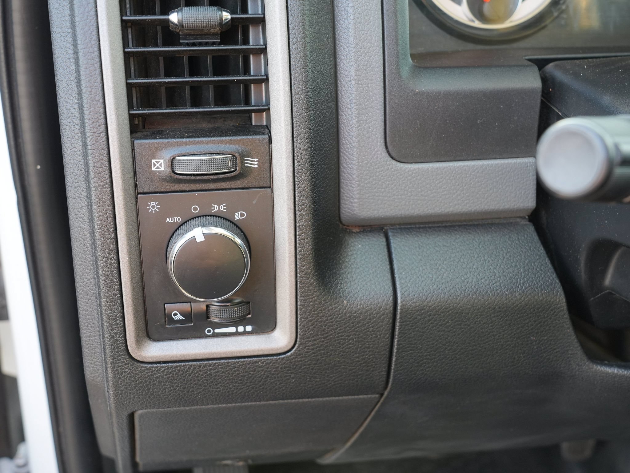 Used 2016 RAM 1500 Tradesman w/ Popular Equipment Group AWD/4WD image 18