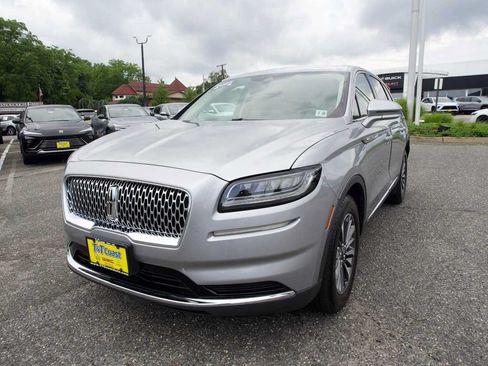 Used 2023 Lincoln Nautilus FWD image 1