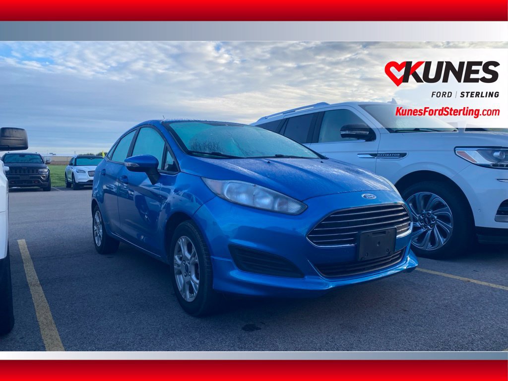 Used 2015 Ford Fiesta SE FWD image 1