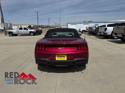Used 2025 Ford Mustang GT Premium w/ GT Performance Package RWD image 6
