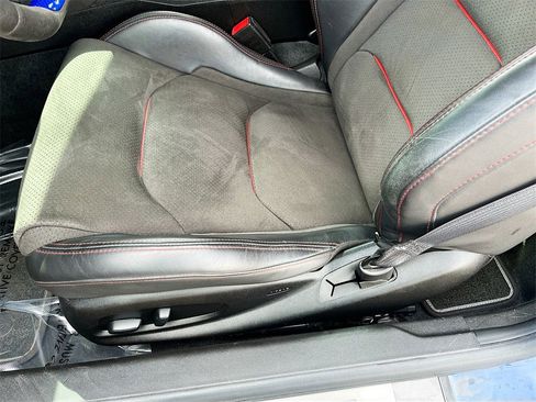 Used 2019 Chevrolet Camaro ZL1 image 20