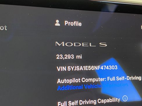 Used 2022 Tesla Model S AWD image 18