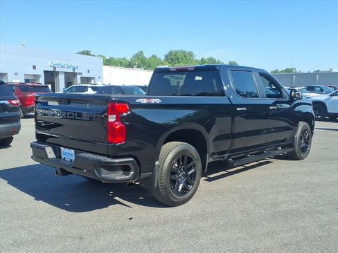 Used 2024 Chevrolet Silverado 1500 Custom w/ LPO, Dark Essentials Package AWD/4WD image 3