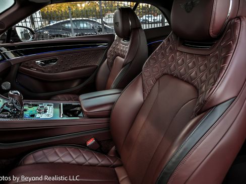 Used 2022 Bentley Continental GT Speed image 27