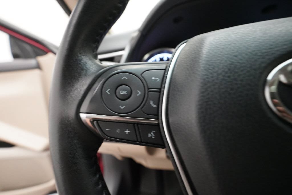 Used 2018 Toyota Camry XLE w/ Audio Package FWD image 17