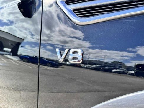 Used 2019 Nissan Armada SL w/ Premium Package image 10