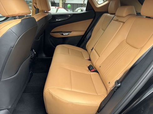 Used 2025 Lexus NX 250 FWD image 22