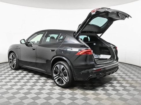 New 2025 Maserati Grecale Folgore image 22