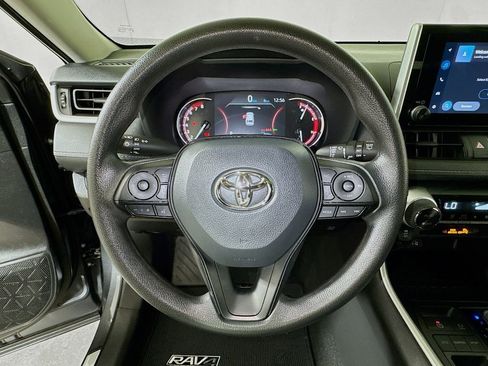Used 2025 Toyota RAV4 XLE w/ Convenience Package FWD image 9
