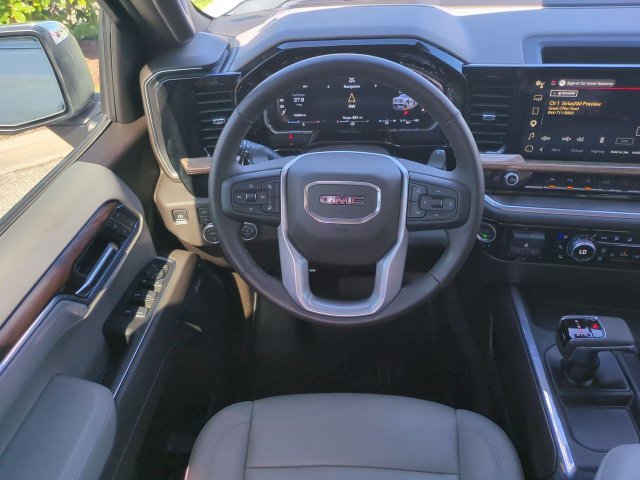 Used 2026 GMC Sierra 1500 SLT w/ SLT Premium Plus Package AWD/4WD image 16