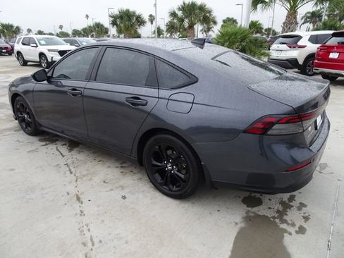 Certified 2025 Honda Accord SE image 6