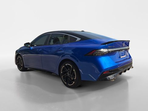 New 2026 Nissan Sentra SR FWD image 3