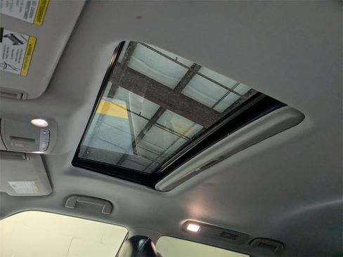 Used 2023 INFINITI QX80 Luxe w/ Cargo Package image 16