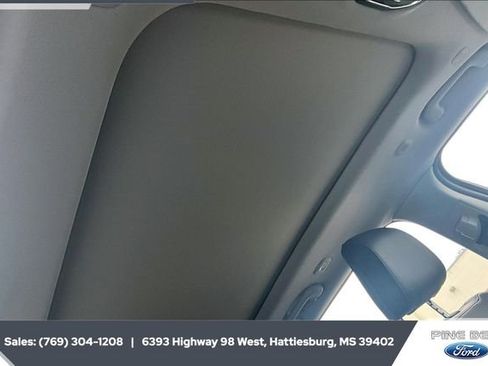 Used 2023 Jeep Grand Cherokee 4WD 4xe image 16