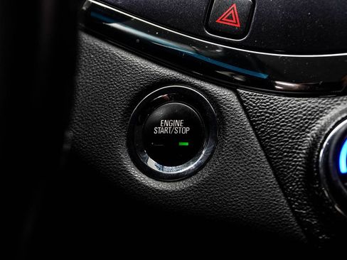 Used 2017 Chevrolet Impala Premier FWD image 23