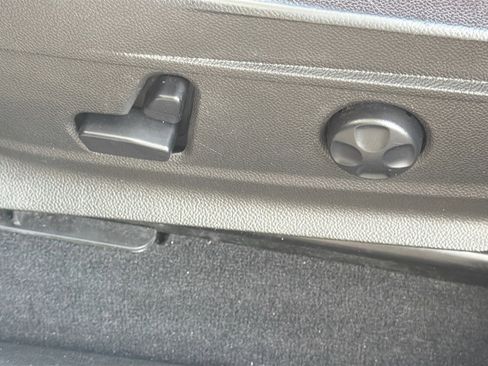 Used 2020 Alfa Romeo Stelvio image 26