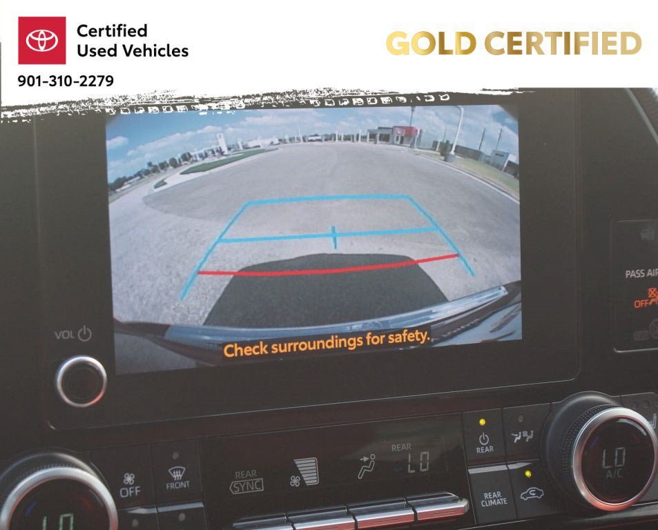 Used 2023 Toyota Highlander XSE FWD image 7