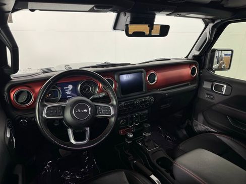 Used 2022 Jeep Gladiator Rubicon w/ Cold Weather Group AWD/4WD image 26