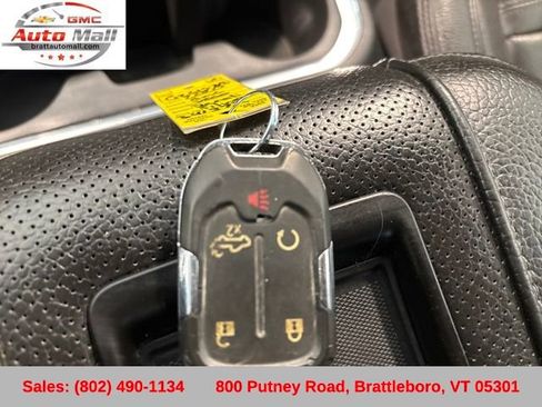 Used 2020 GMC Sierra 3500 Denali w/ Denali Ultimate Package image 31