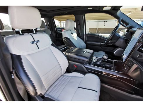 Used 2023 Ford F150 Lightning Platinum AWD/4WD image 37