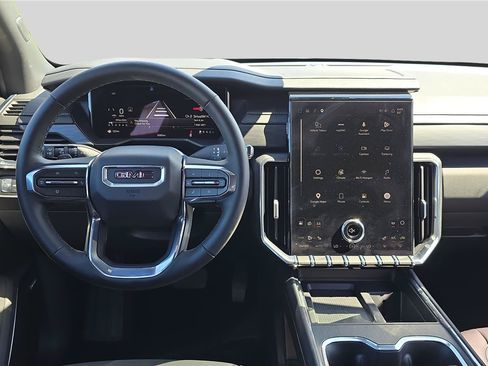 Used 2026 GMC Acadia Elevation w/ Elevation Premium Package FWD image 9