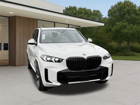 New 2026 BMW X5 sDrive40i w/ M Sport Package image 5