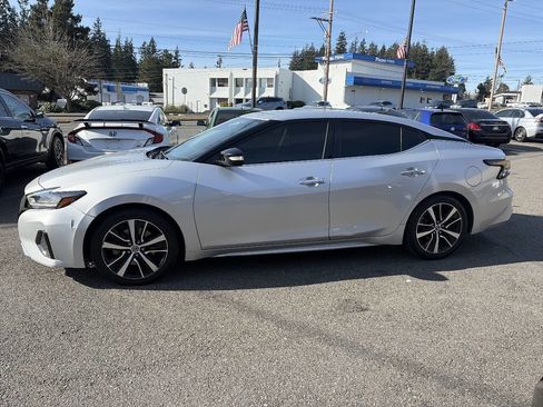 Used 2022 Nissan Maxima SV w/ Floor Mat Group image 2