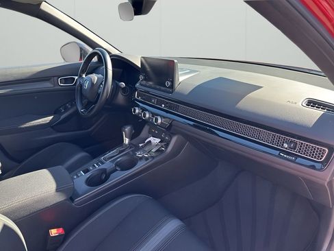 Used 2022 Honda Civic Sport image 14