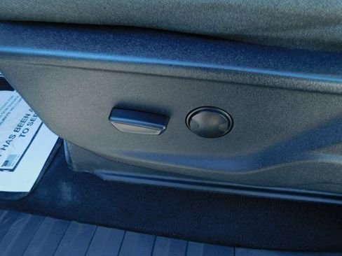 Used 2024 Ford F350 XLT image 24