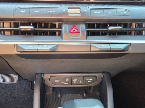 Used 2025 Kia K4 GT-Line w/ GT-Line Sunroof Package FWD image 21