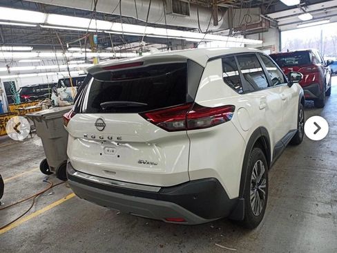 Used 2023 Nissan Rogue SV AWD/4WD image 6