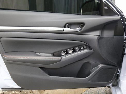 New 2025 Nissan Altima 2.5 SR w/ SR Premium Package image 14