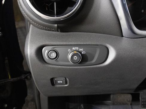 Used 2021 Chevrolet Blazer LT image 21