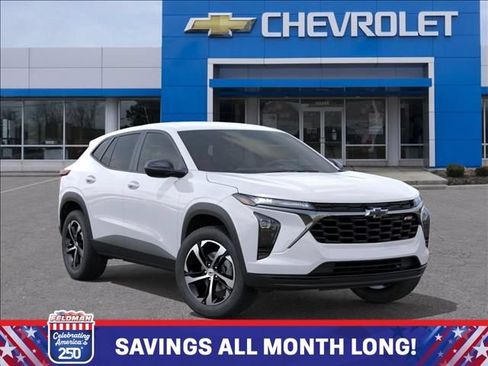 New 2026 Chevrolet Trax RS FWD image 7