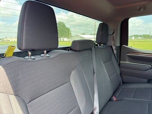 Used 2025 Chevrolet Silverado 1500 LT AWD/4WD image 30