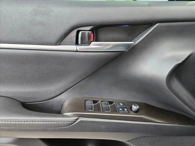 Used 2022 Toyota Camry XLE w/ Cold Weather Package FWD image 27