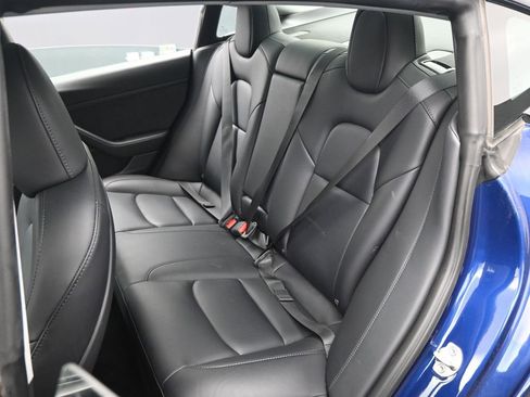 Used 2023 Tesla Model 3 Standard Range image 27