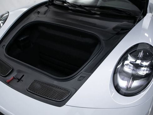 New 2026 Porsche 911 GT3 image 27