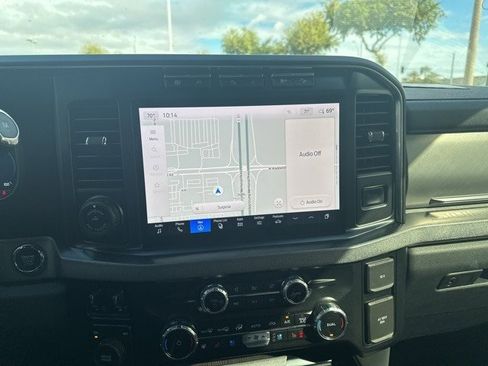 Used 2024 Ford F350 Platinum image 13