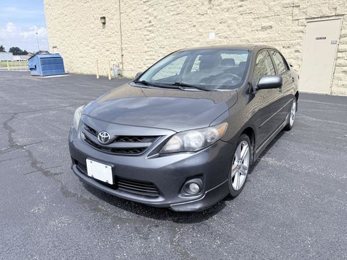 Used 2013 Toyota Corolla S w/ Premium Pkg FWD image 1