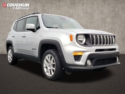 Used 2019 Jeep Renegade Latitude w/ Cold Weather Group