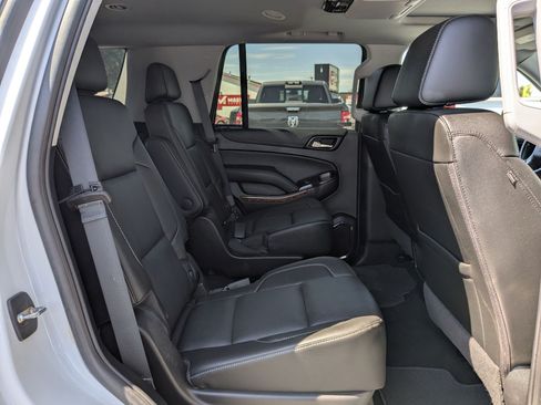 Used 2020 Chevrolet Tahoe Premier AWD/4WD image 33