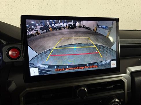 Used 2024 Toyota Tacoma TRD Sport image 19