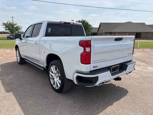 New 2026 Chevrolet Silverado 1500 High Country image 4