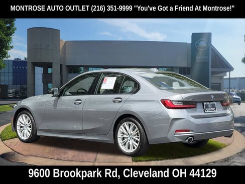 Used 2023 BMW 330i xDrive Sedan AWD/4WD image 7