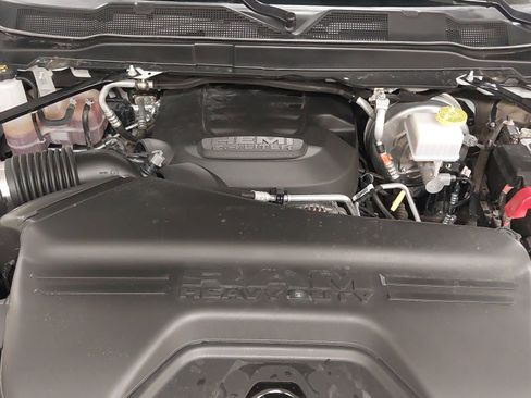 Used 2024 RAM 2500 Big Horn w/ Sport Appearance Package image 30