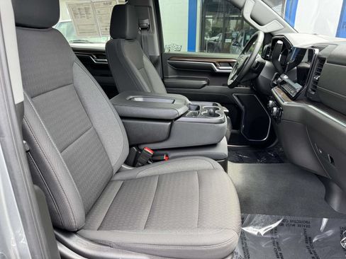 Used 2024 Chevrolet Silverado 1500 LT AWD/4WD image 26