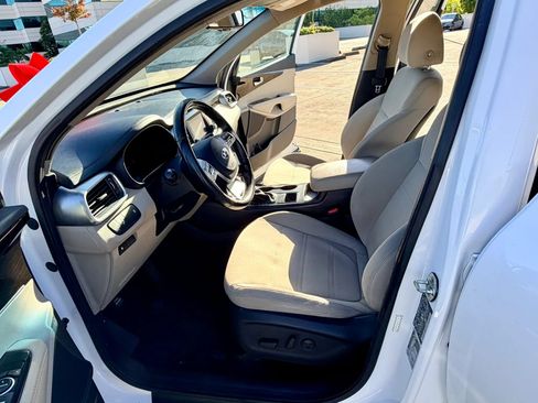 Used 2019 Kia Sorento FWD w/ Option Group 020 image 22