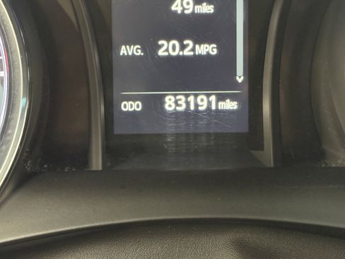 Used 2019 Toyota Camry LE FWD image 30