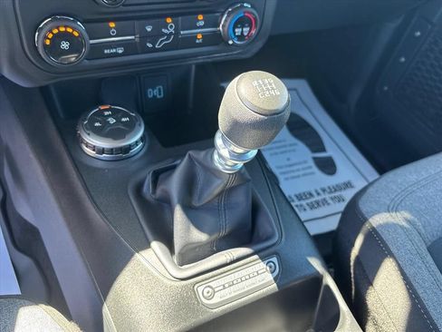Used 2021 Ford Bronco 2-Door AWD/4WD image 30